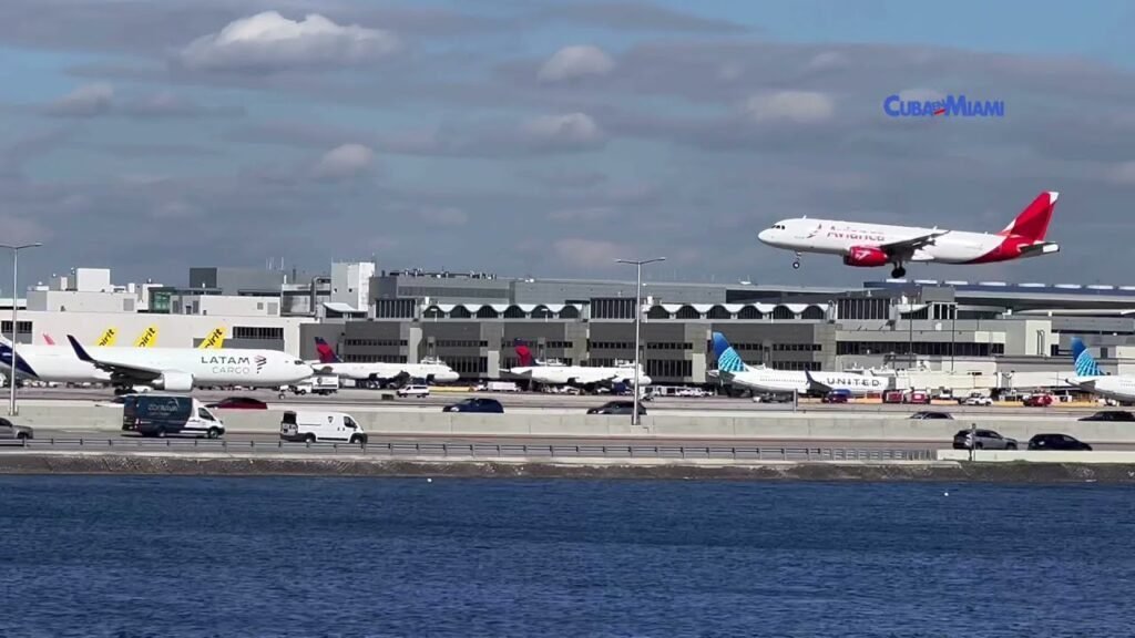 Qué servicios y vuelos ofrece el Aeropuerto Internacional Sir Donald Sangster