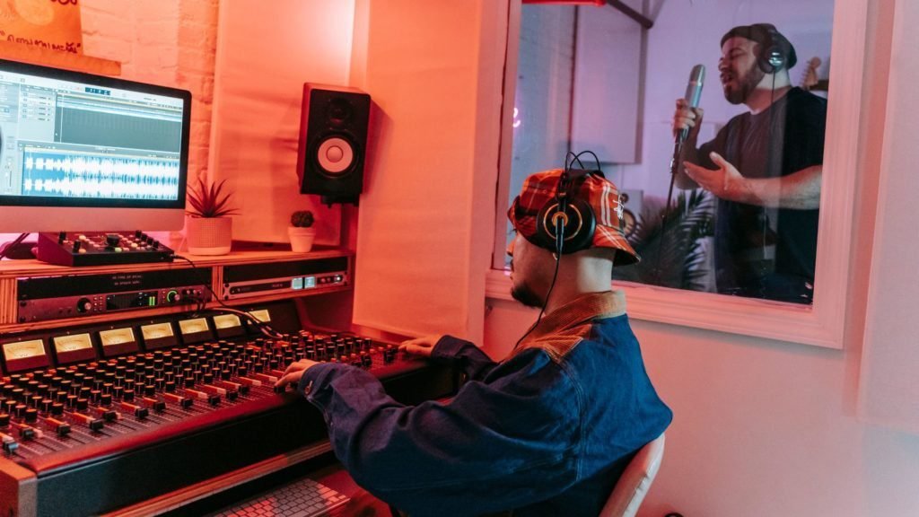 Qué relación hay entre Peso Pluma y Nicki Nicole en la música 3 Qué relación hay entre Peso Pluma y Nicki Nicole en la música