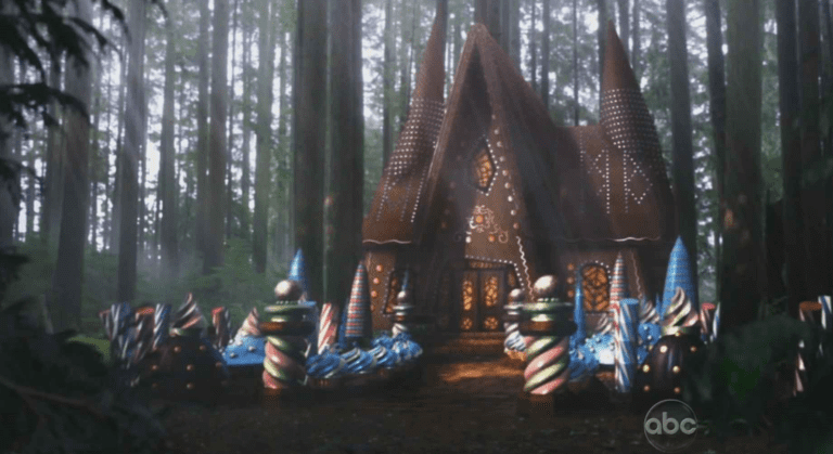 Qué enseñanza nos deja el cuento de Hansel y Gretel 27 bosque oscuro con una casa de dulces