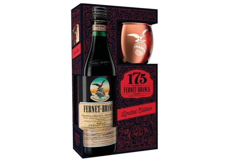 De qué está hecho el fernet y cuáles son sus ingredientes principales 21 botellas de fernet con hierbas y especias