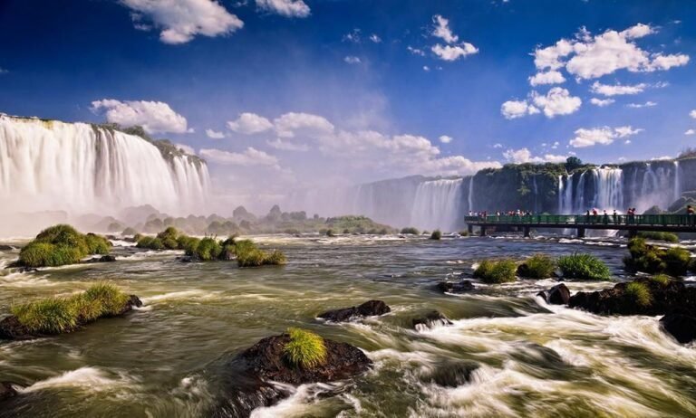 Qué actividades se pueden realizar en el Parque Nacional Foz do Iguaçu 18 cascadas y senderos en foz do iguacu