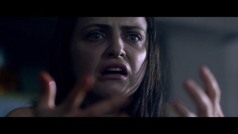 De qué trata "Una Noche con el Diablo" y cuáles son sus temas principales 7 escena oscura de un pacto demoniaco