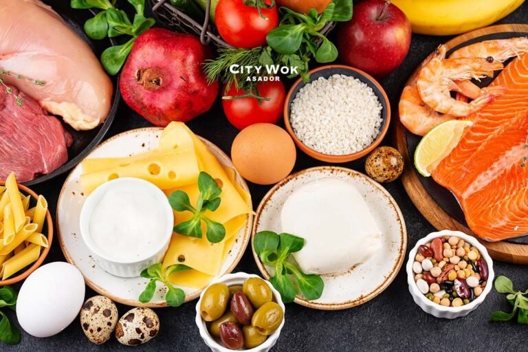 ingredientes frescos y coloridos en la cocina