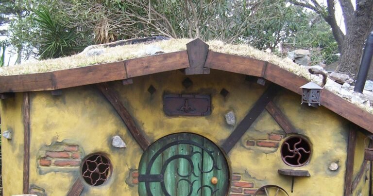 Qué atractivos ofrece El Viejo Hobbit en Villa Gesell 9 naturaleza y encanto en el viejo hobbit