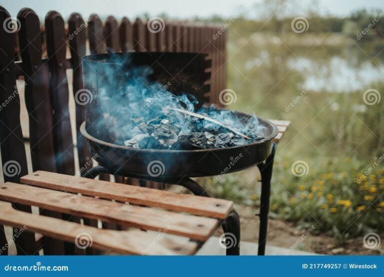 Dónde encontrar la mejor parrilla al carbón en Lo de Osvaldo 4 parrilla al carbon humeante en exterior