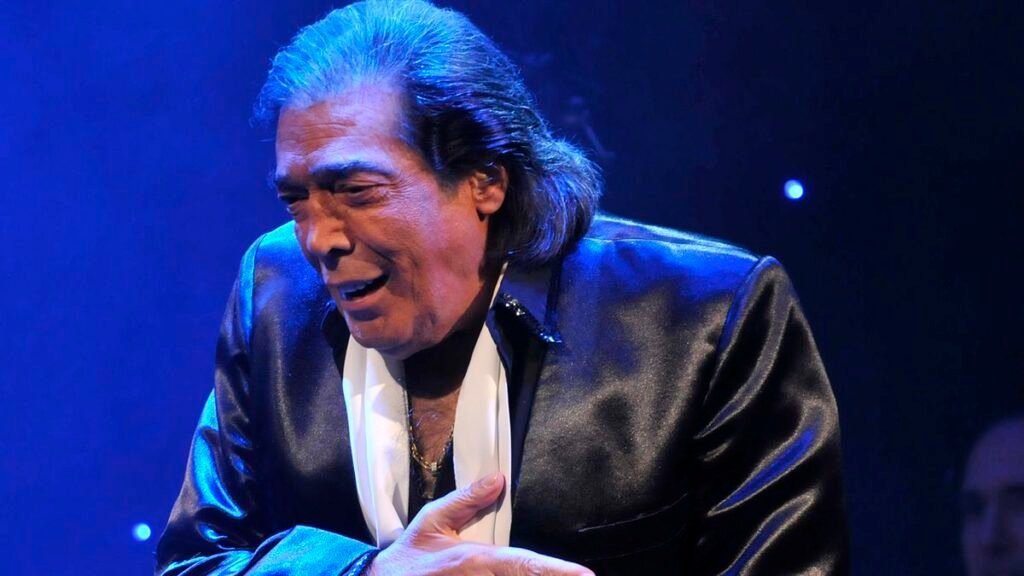 Quién fue Cacho Castaña y cuál es su legado en Buenos Aires