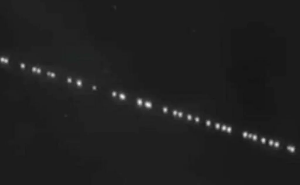 Cómo se ve un satélite desde la Tierra a simple vista 3 Cómo se ve un satélite desde la Tierra a simple vista
