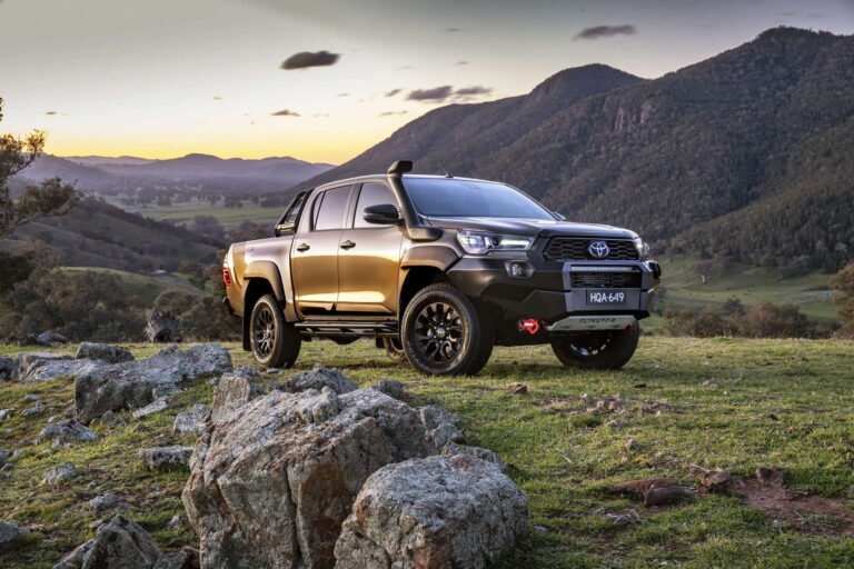 Por qué la Toyota Hilux no se vende en Estados Unidos 29 toyota hilux en un paisaje australiano 1