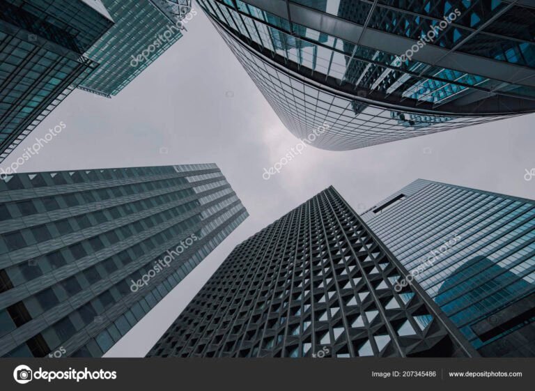 Quiénes son los principales accionistas de San Juan y Solis SA 4 vista aerea de un edificio corporativo moderno