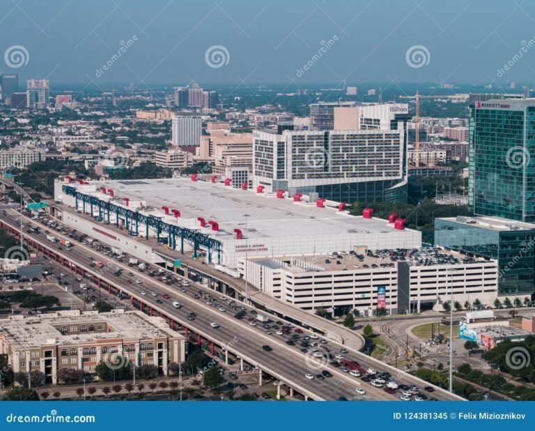 vista panoramica del george r brown convention center